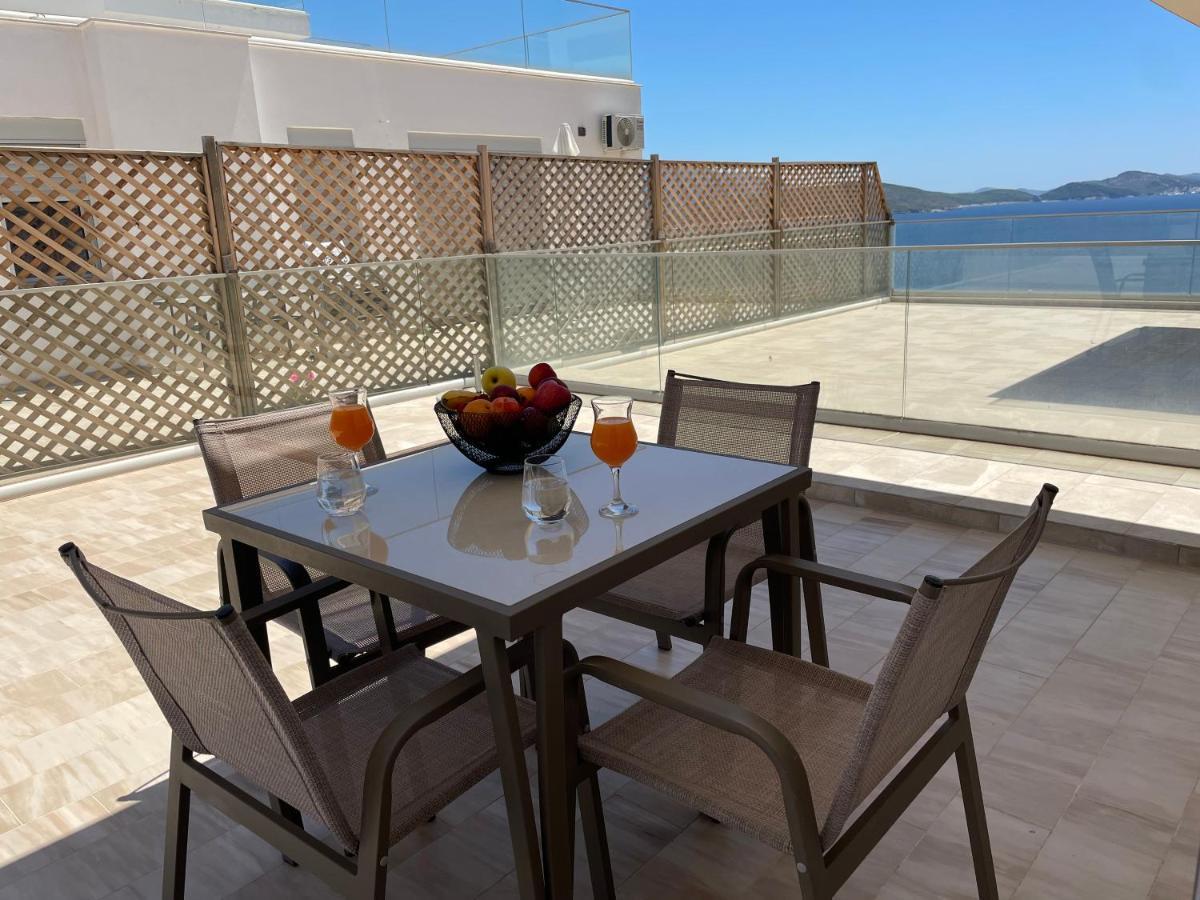 Luxury Sea View Apartaments Sarande Luaran gambar