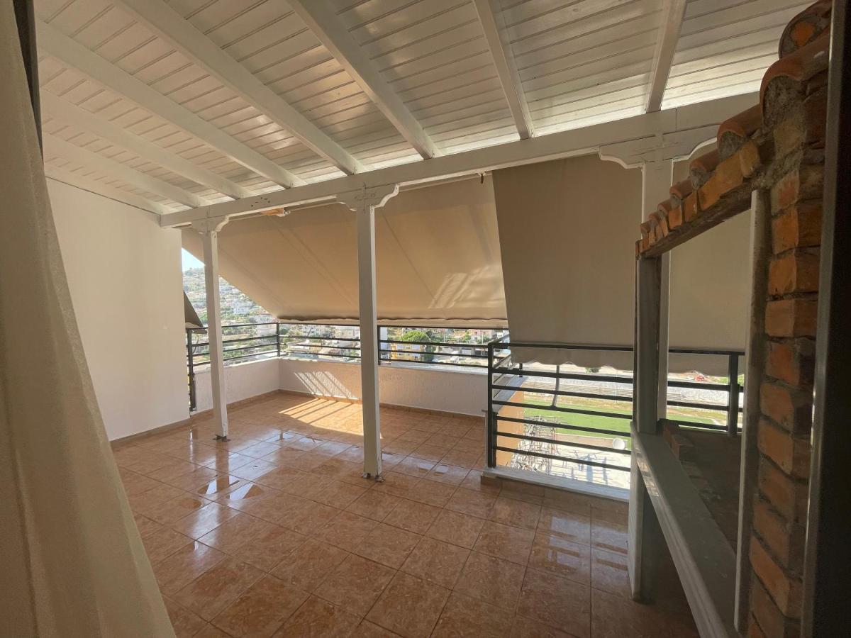 Luxury Sea View Apartaments Sarande Luaran gambar