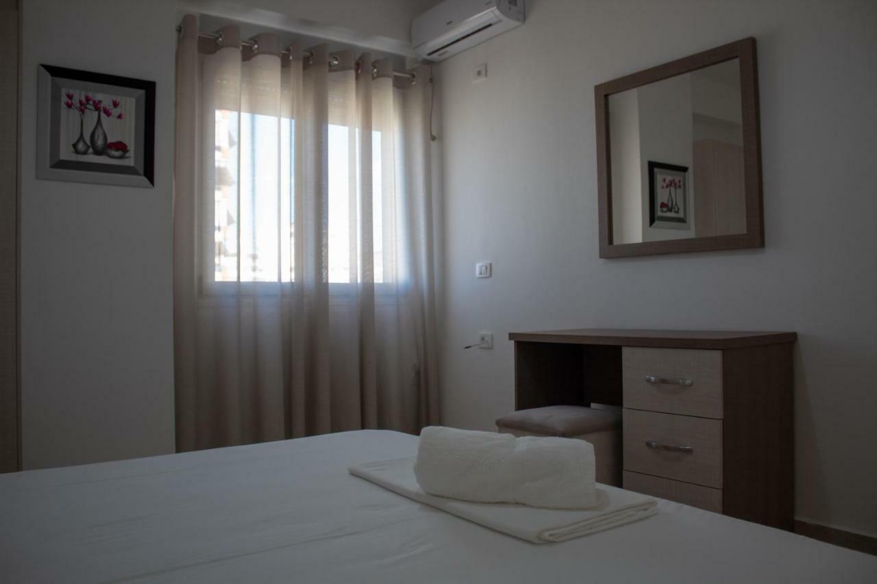 Luxury Sea View Apartaments Sarande Luaran gambar