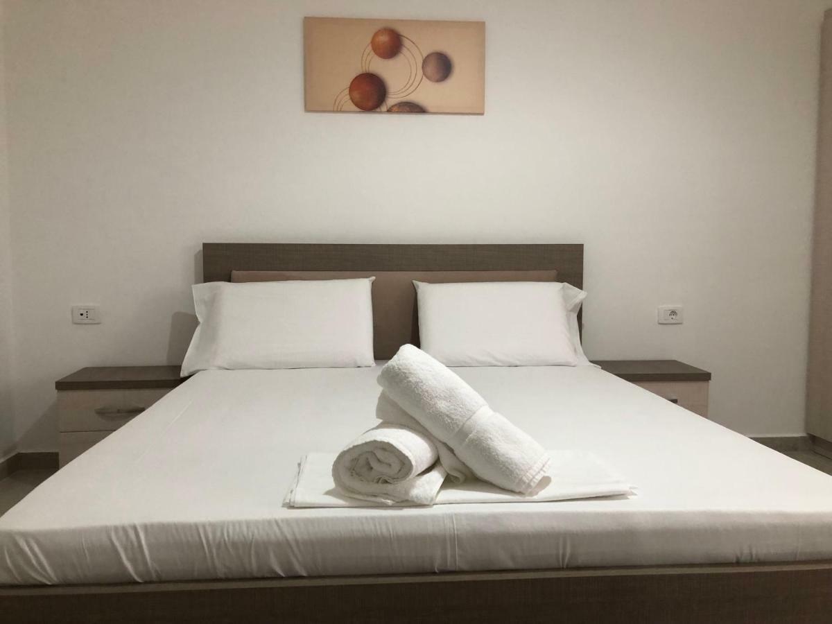 Luxury Sea View Apartaments Sarande Luaran gambar