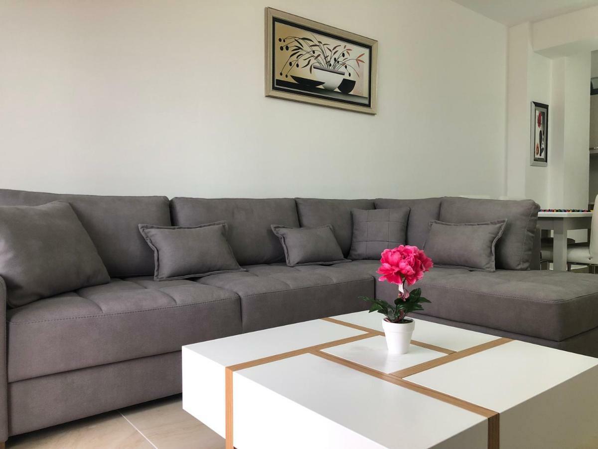 Luxury Sea View Apartaments Sarande Luaran gambar
